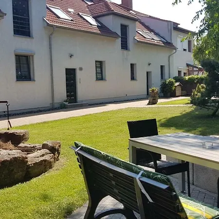 Apartamento Im Grünen Mit Anbindung Ans Zentrum Érfurt