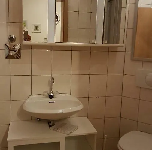 Appartement Im Gruenen Mit Anbindung Ans Zentrum *